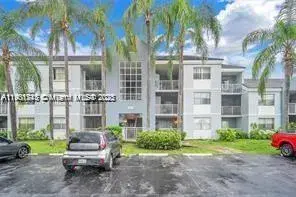 2 bedroom 2 bath Residential for sale at 8670 SW 212th St # 108, Cutler Bay FL 33189