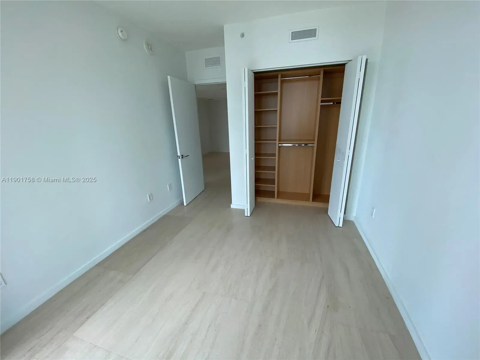 1300 S Miami Ave # 2405, Miami FL 33131