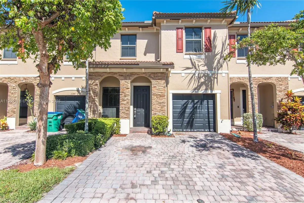 11341 SW 233rd St, Homestead FL 33032