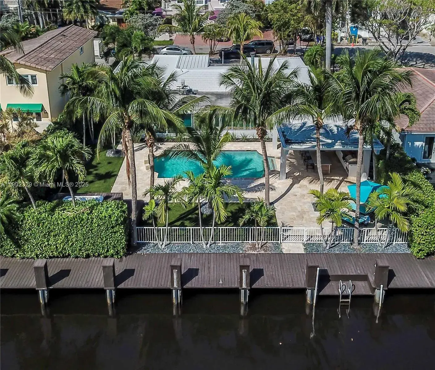 3 bedroom 3 bath Residential for sale at 404 Coconut Isle Dr, Fort Lauderdale FL 33301
