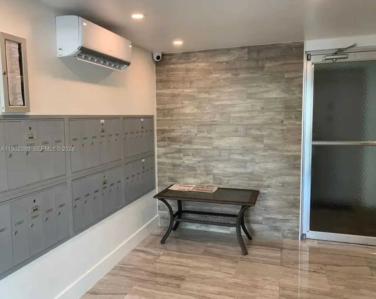 3181 S Ocean Dr # 306, Hallandale Beach FL 33009