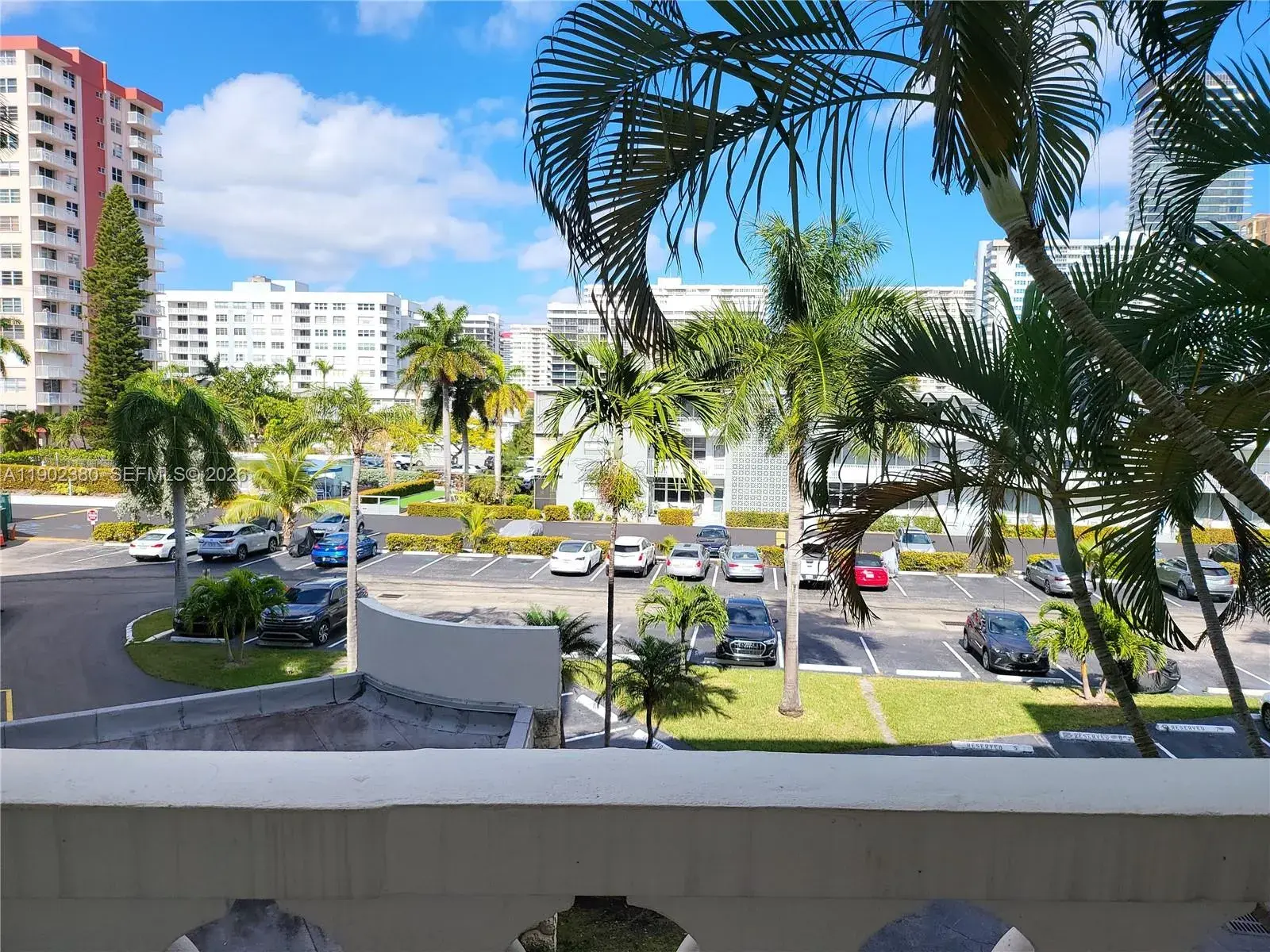 3181 S Ocean Dr # 306, Hallandale Beach FL 33009
