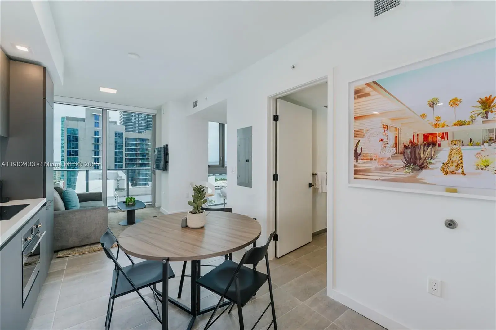 1 bath Residential for sale at 227 NE 2nd St # 2908, Miami FL 33132
