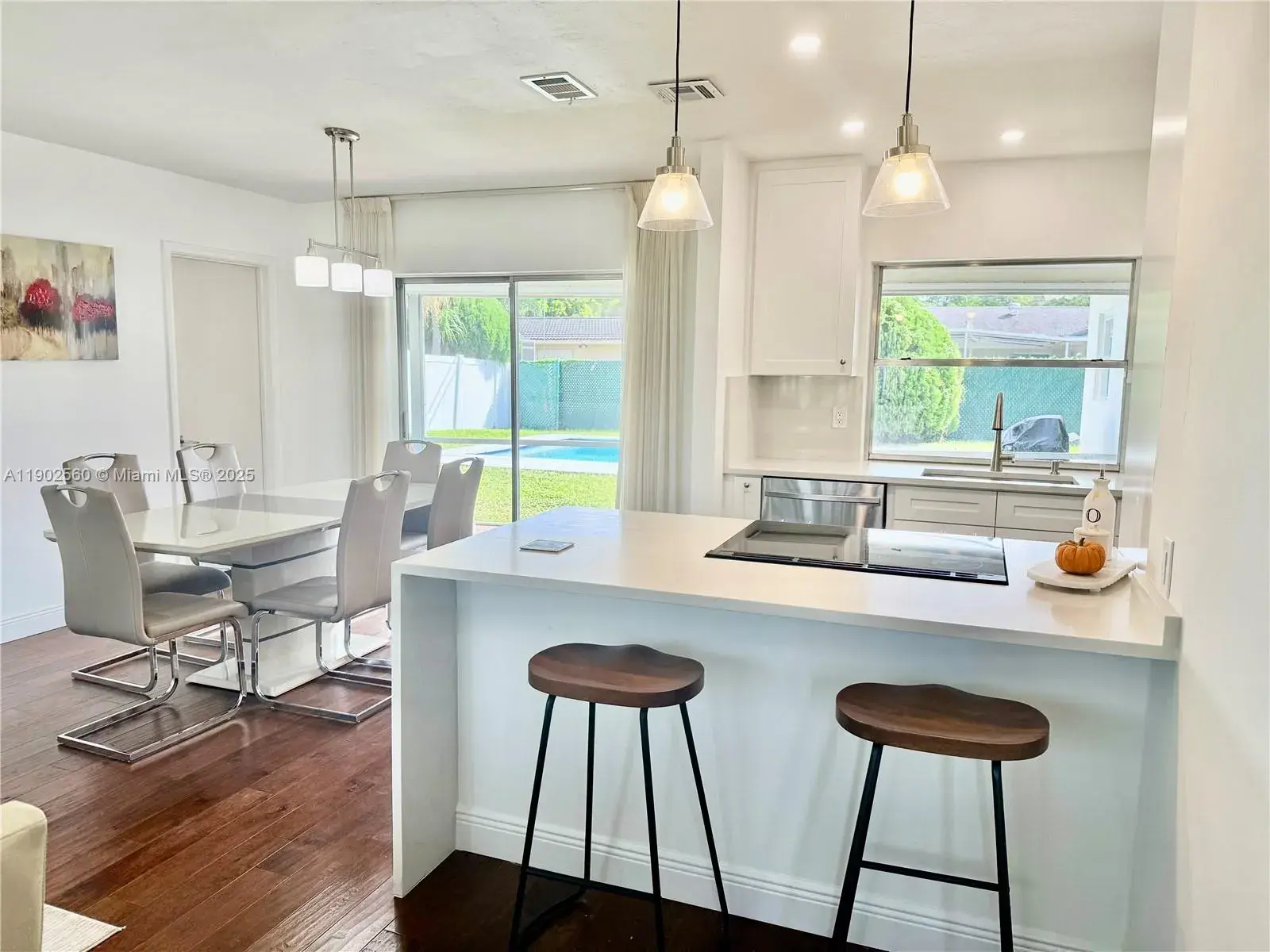 8 Tam O Shanter Ln, Boca Raton FL 33431