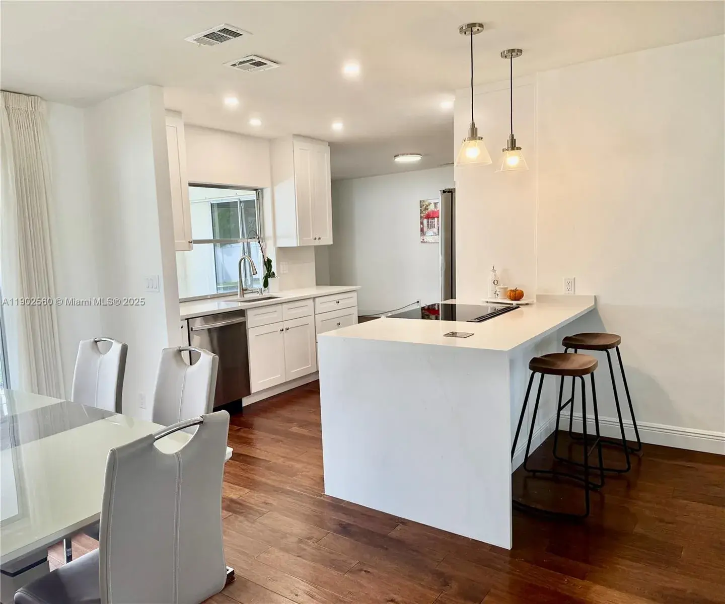 8 Tam O Shanter Ln, Boca Raton FL 33431