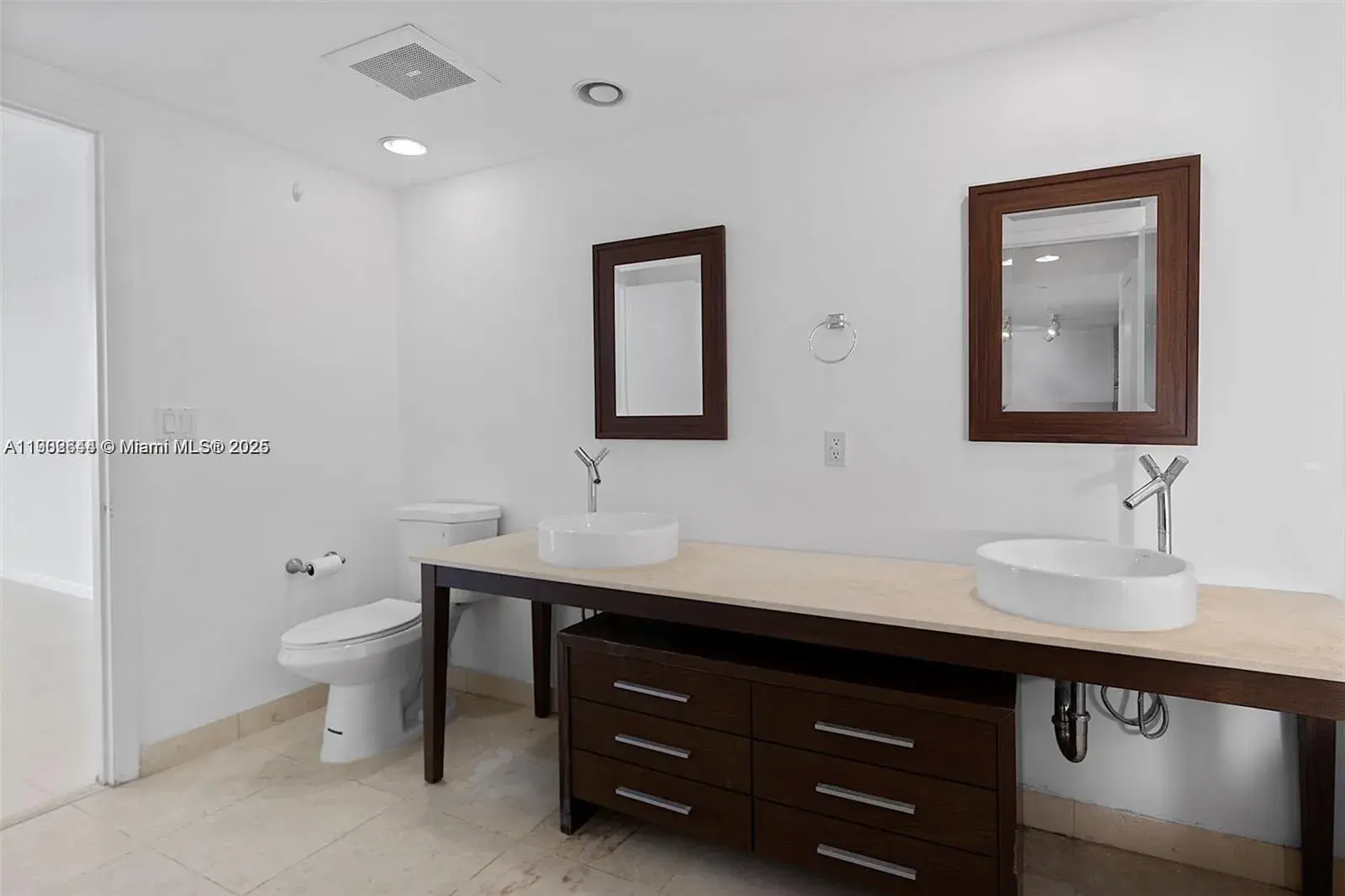 495 Brickell Ave # 5407, Miami FL 33131