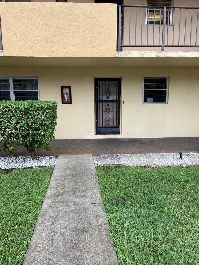 2 bedroom 2 bath Residential for sale at 3955 N Nob Hill Rd # 101, Sunrise FL 33351