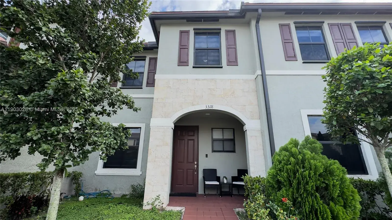 3 bedroom 2 bath Residential for sale at 3318 W 106th Ter, Hialeah FL 33018