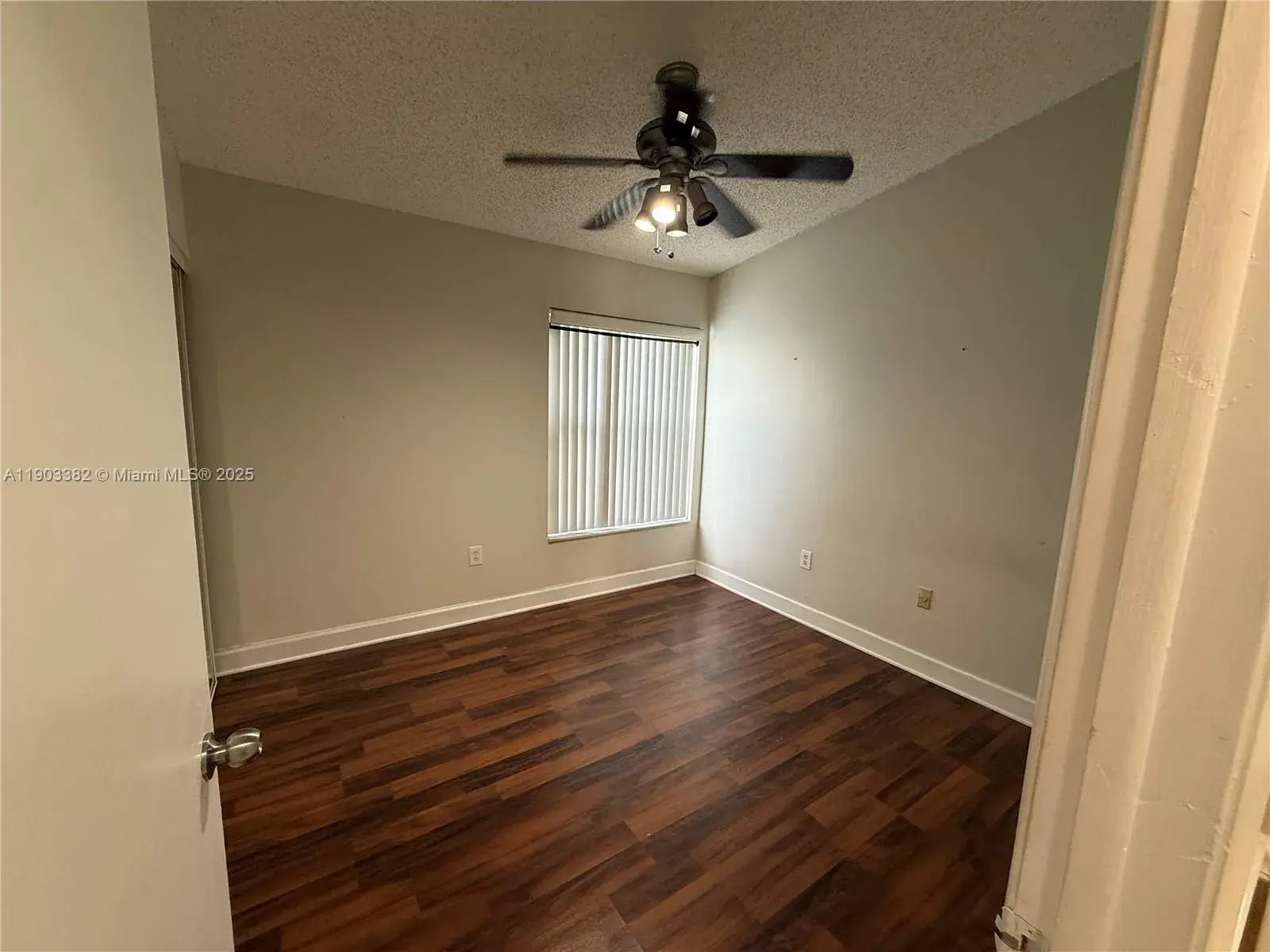 2901 San Remo Cir, Homestead FL 33035