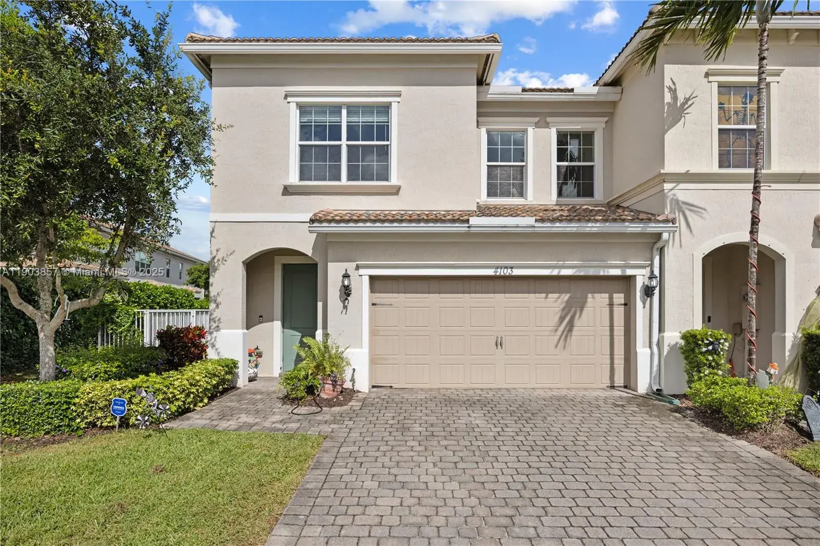 3 bedroom 2 bath Residential for sale at 4103 Black Olive Ln, Hollywood FL 33021
