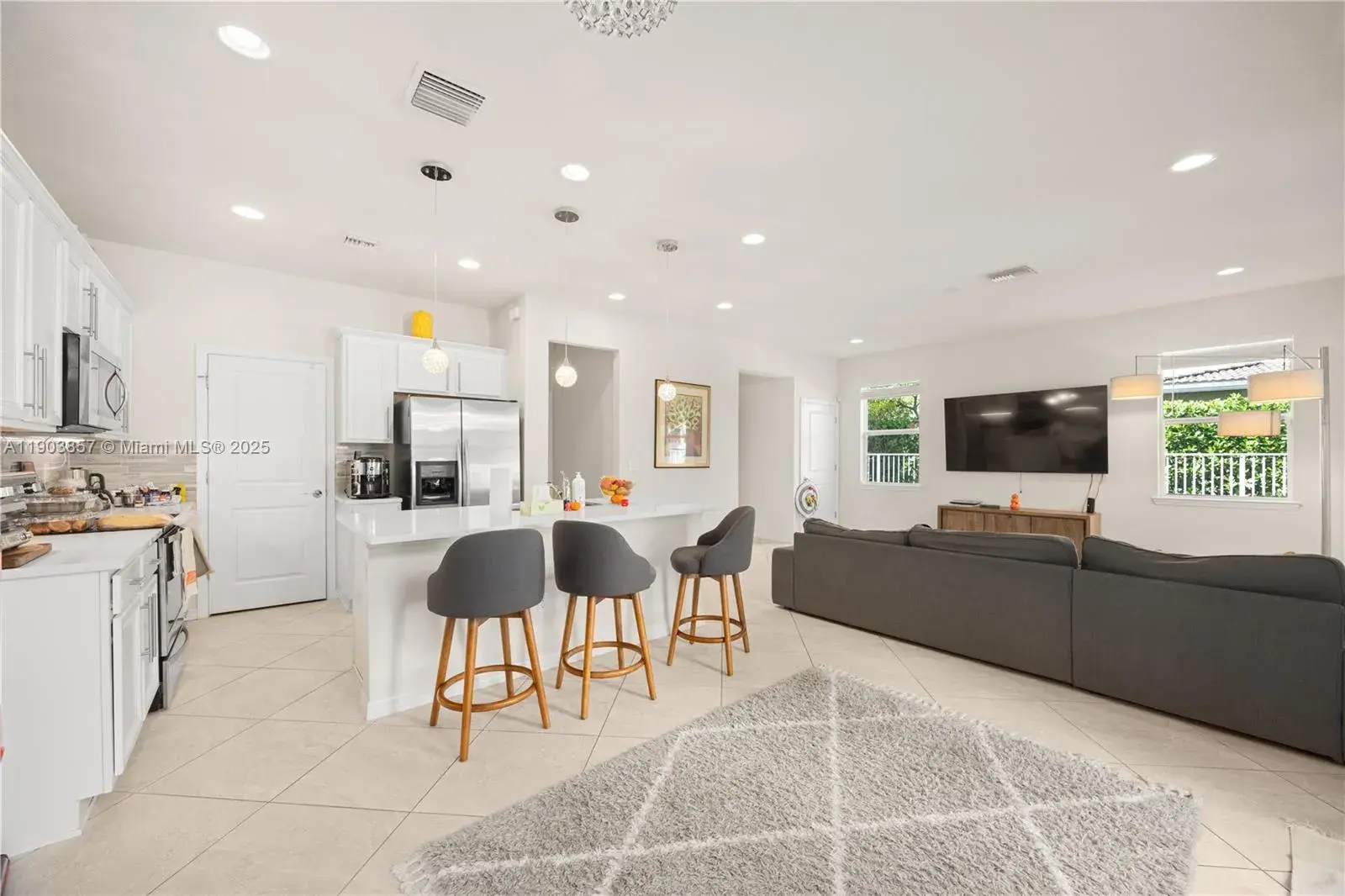 4103 Black Olive Ln, Hollywood FL 33021