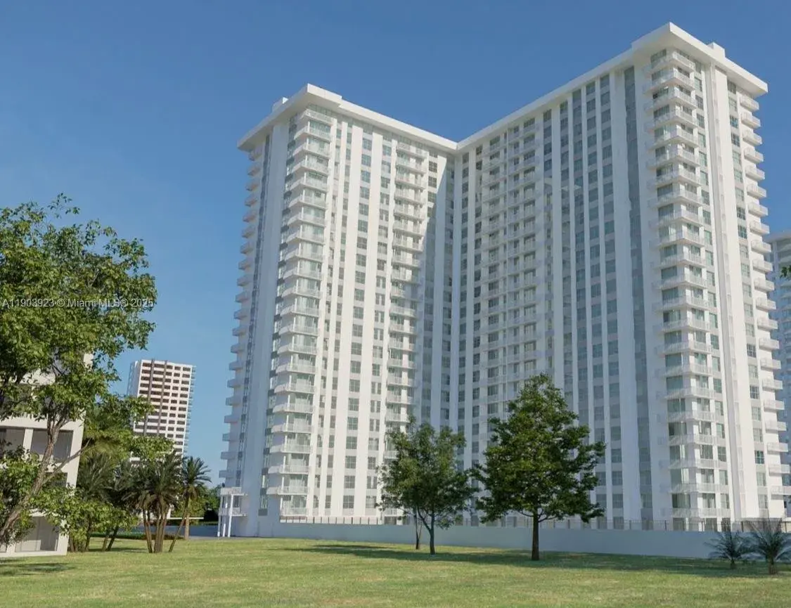 2 bedroom 2 bath for sale at 231 174th St # 3, Sunny Isles Beach FL 33160