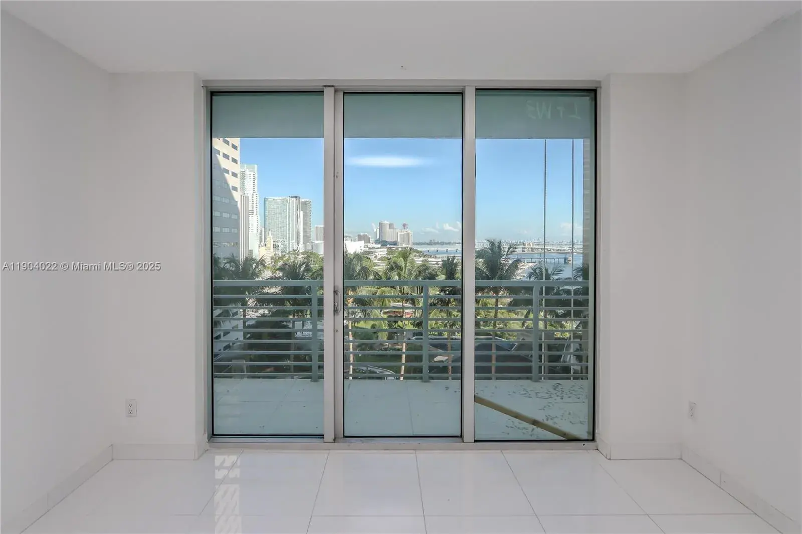 2 bedroom 2 bath Residential for sale at 325 S Biscayne Blvd # 1722, Miami FL 33131