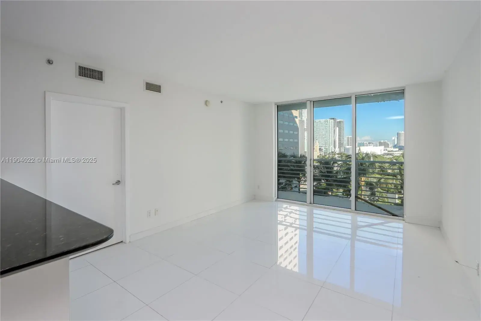 325 S Biscayne Blvd # 1722, Miami FL 33131