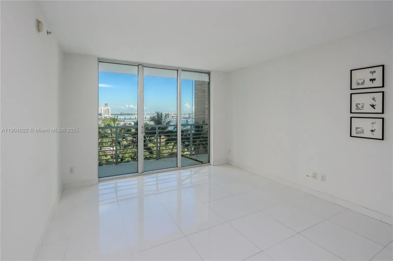 325 S Biscayne Blvd # 1722, Miami FL 33131