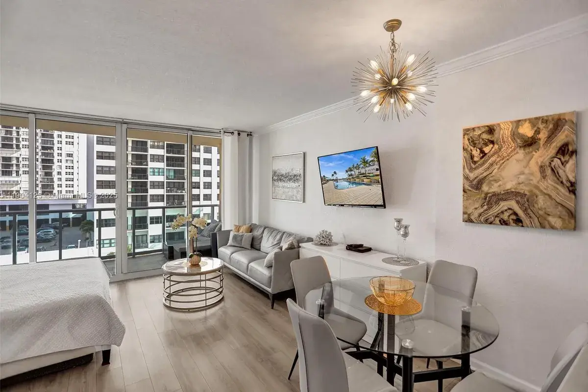 2501 S Ocean Dr # 505, Hollywood FL 33019