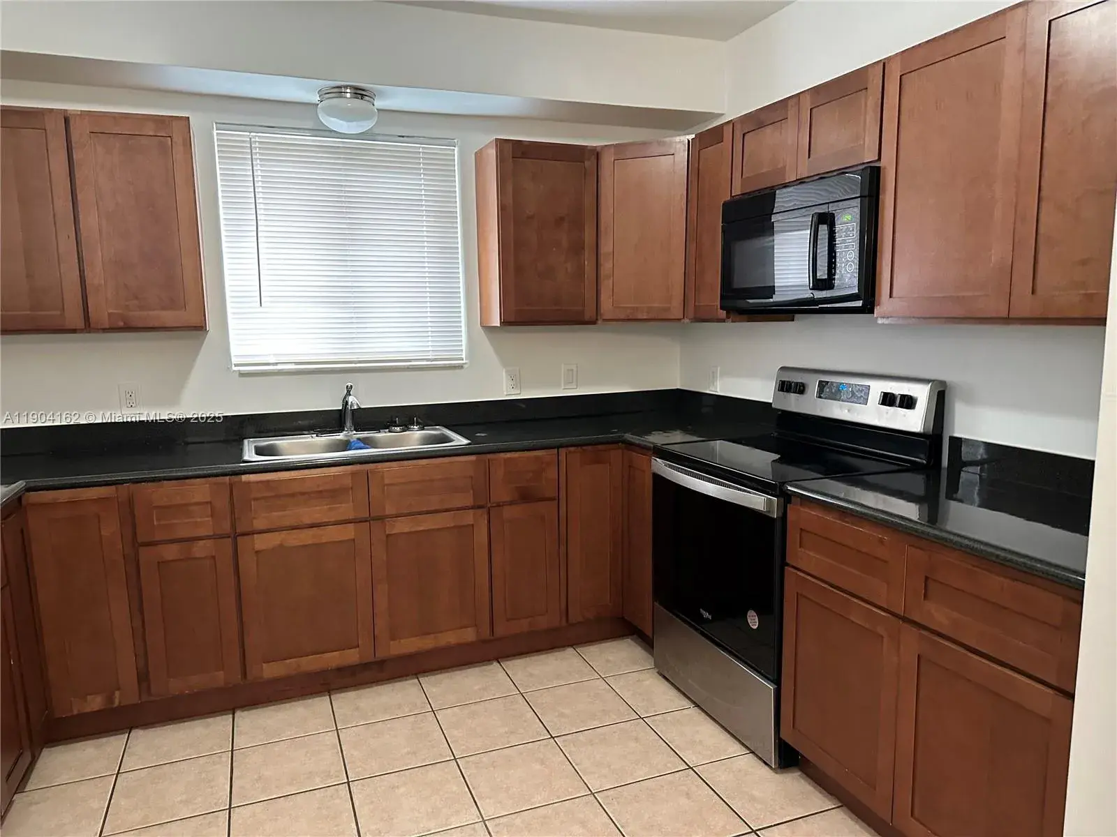 2322 Cleveland St, Hollywood FL 33020
