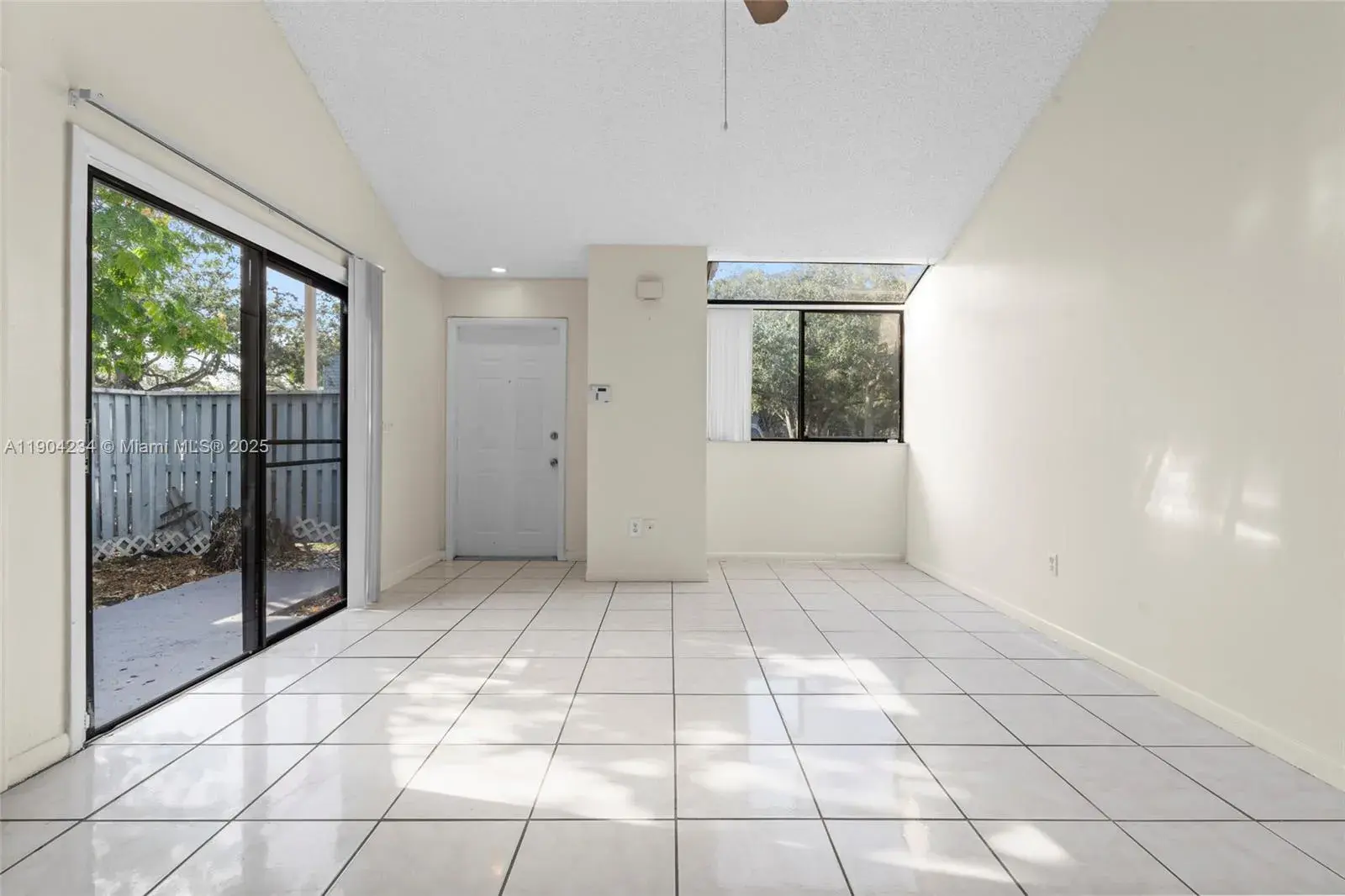 2 bedroom 2 bath Residential for sale at 1903 Players Pl, North Lauderdale FL 33068