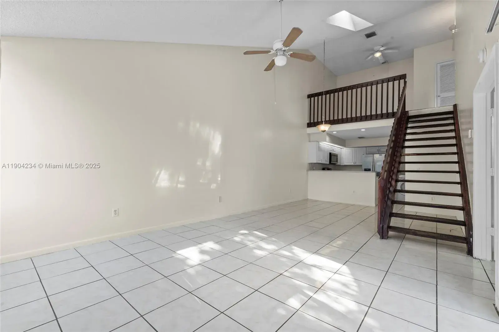 1903 Players Pl, North Lauderdale FL 33068