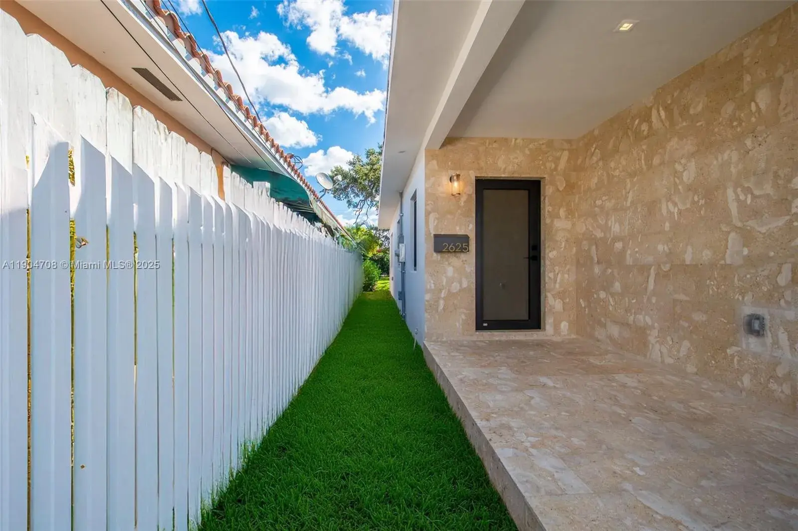 3 bedroom 2 bath Residential for sale at 2625 SW 32nd Ct, Miami FL 33133