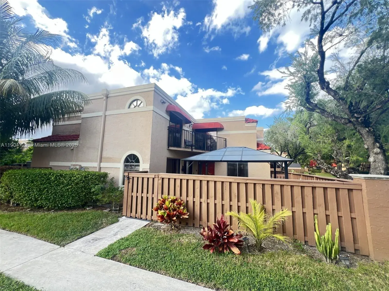 8116 Severn Dr # C, Boca Raton FL 33433