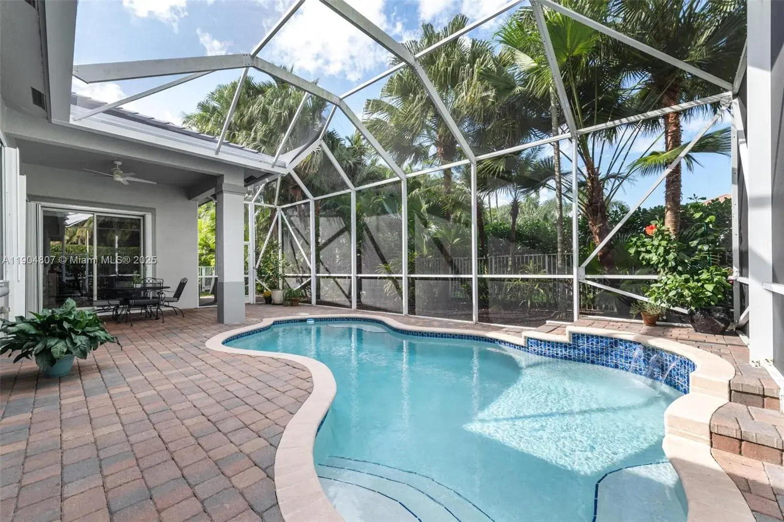 1967 Timberline Rd, Weston FL 33327