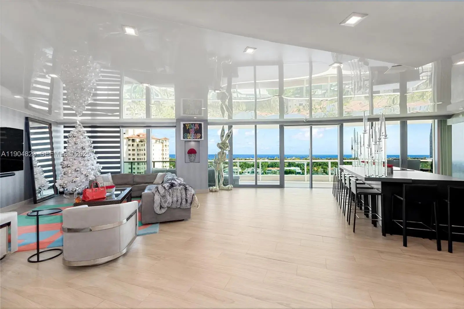 2 bedroom 2 bath Residential Lease for rent at 19955 NE 38th Ct # 1205, Aventura FL 33180