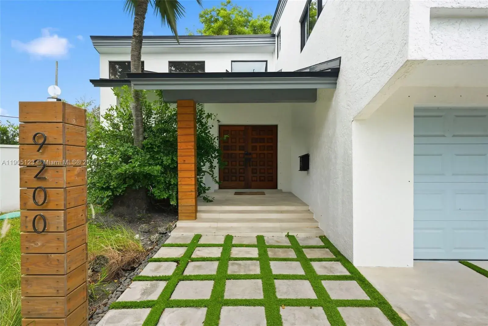 9200 NE 12th Ave, Miami Shores FL 33138