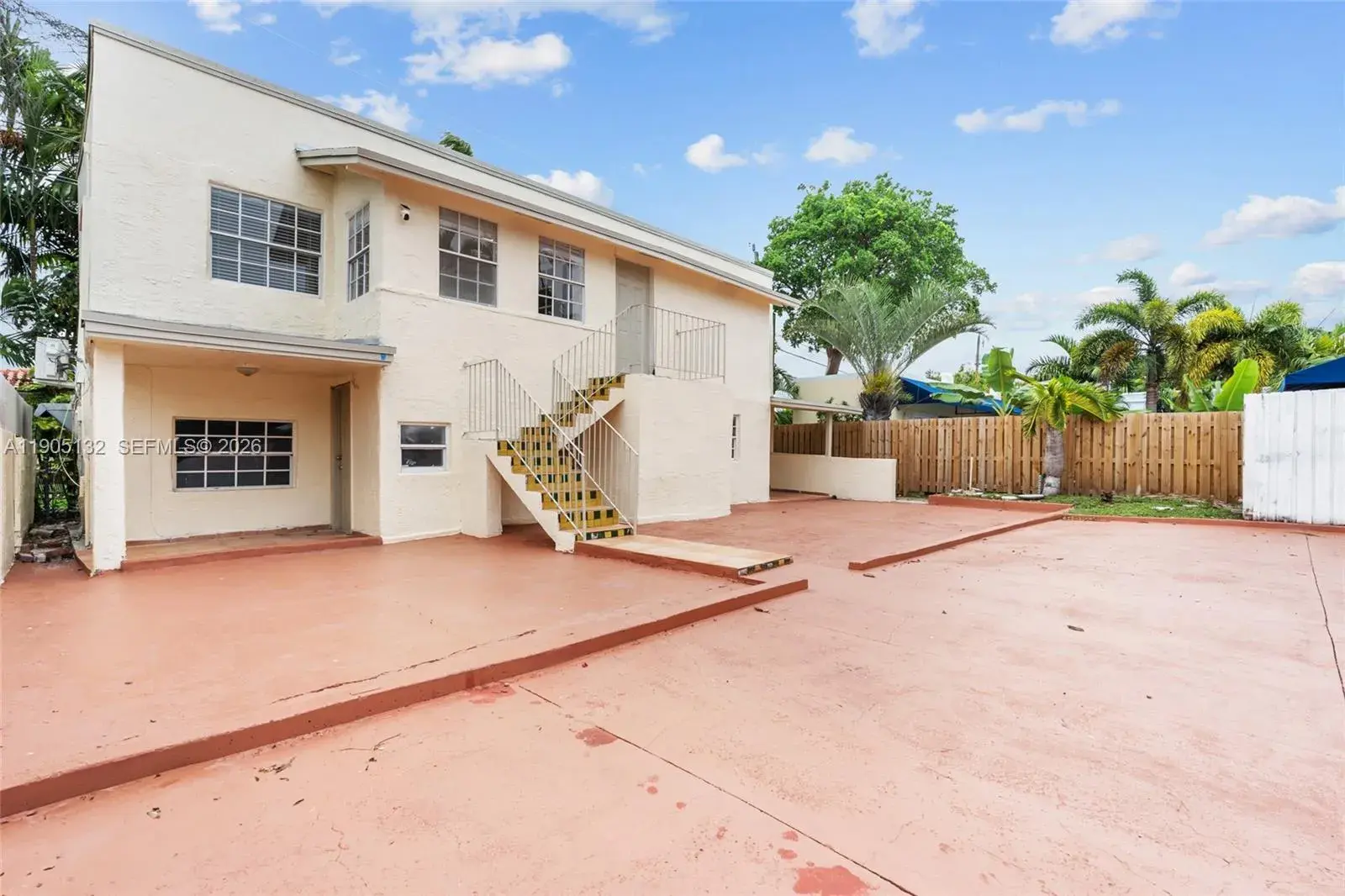 2385 SW 17th St, Miami FL 33145