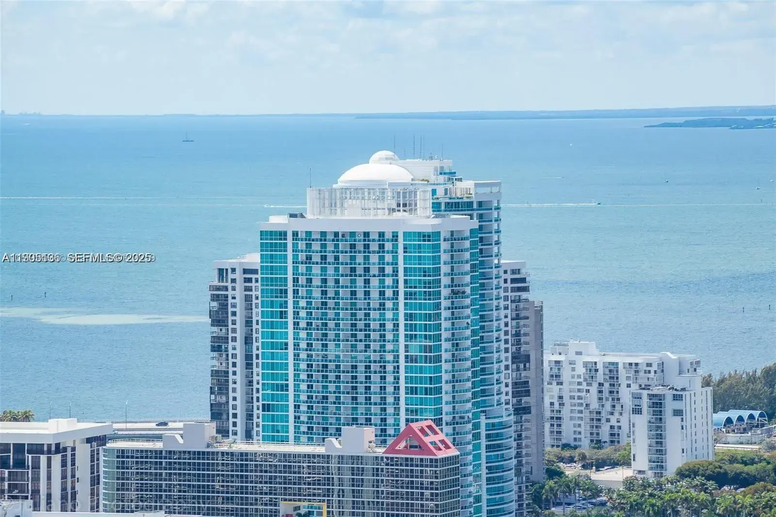 2 bedroom 3 bath Residential for sale at 60 SW 13th St # 4205, Miami FL 33130