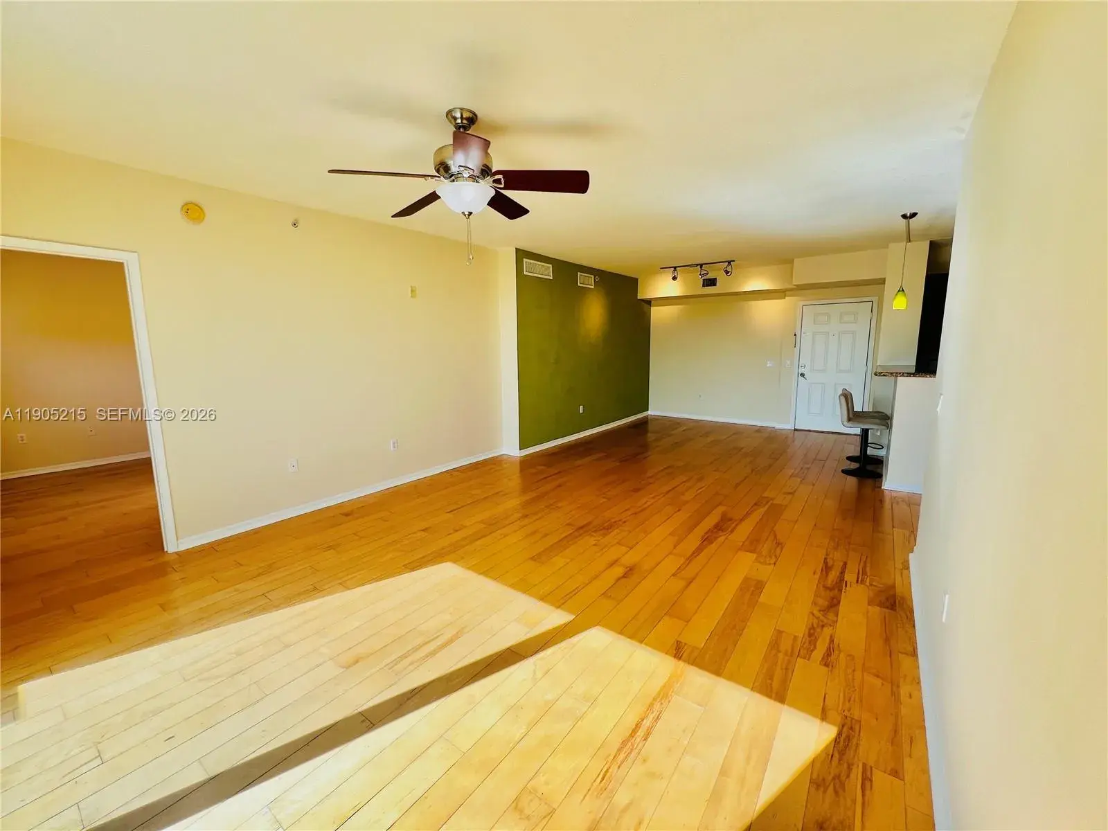2421 NE 65th St # 506, Fort Lauderdale FL 33308