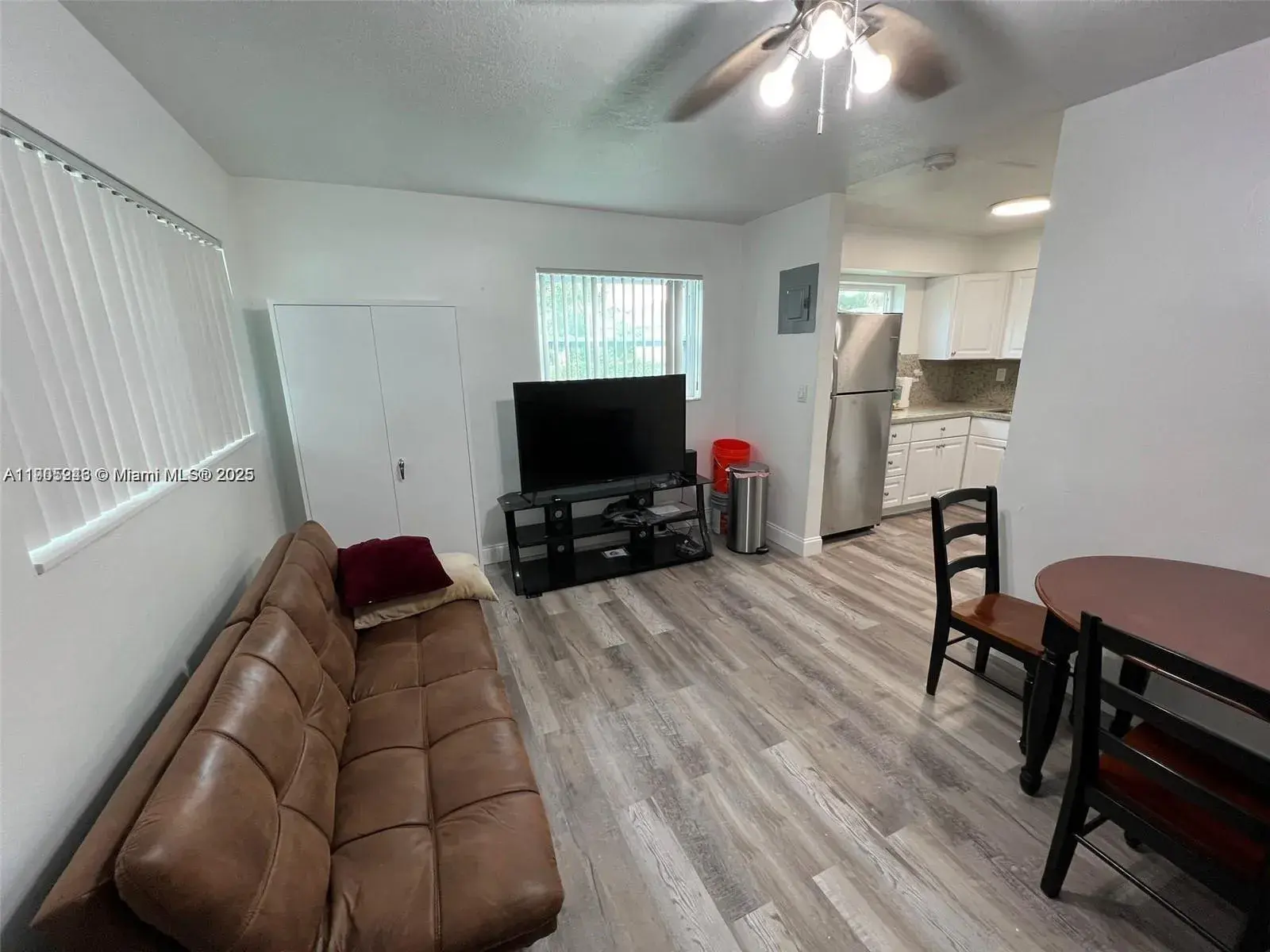 2744 NW 13th St # B, Fort Lauderdale FL 33311