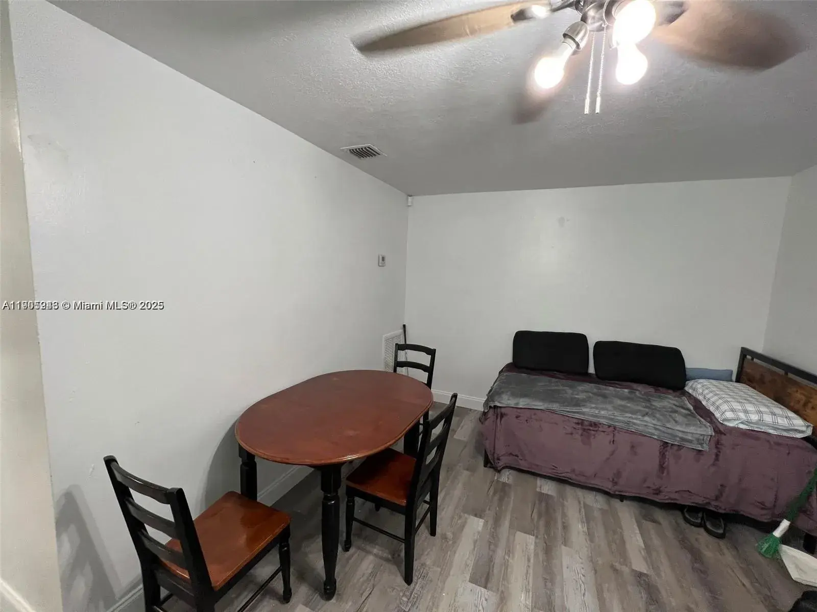 2744 NW 13th St # B, Fort Lauderdale FL 33311