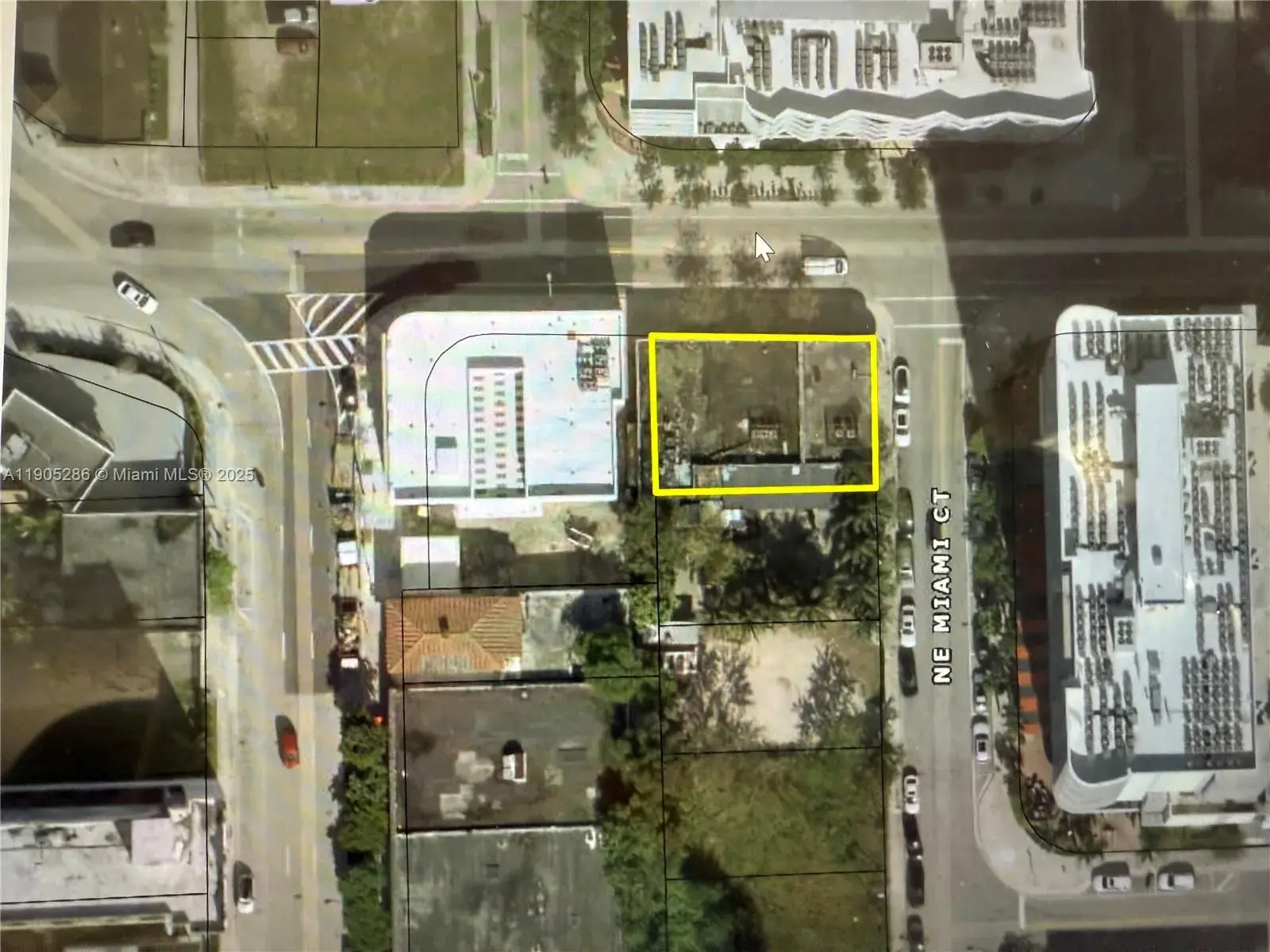 Commercial Land for sale at 30 NE 14 St, Miami FL 33132