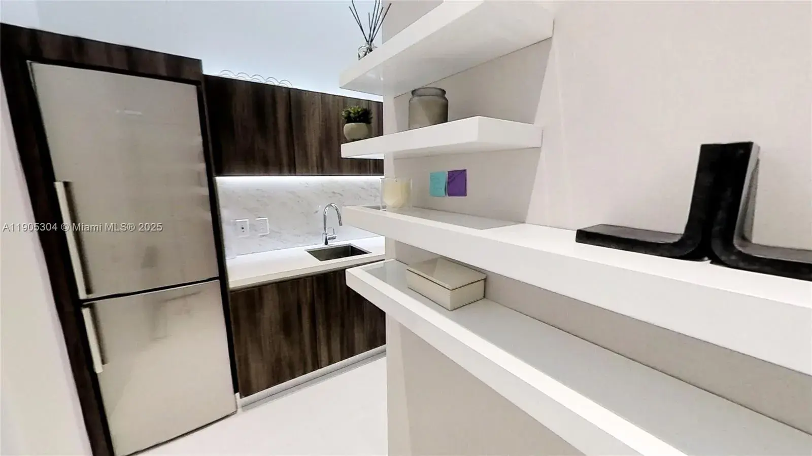 851 NE 1st Ave # 508, Miami FL 33132