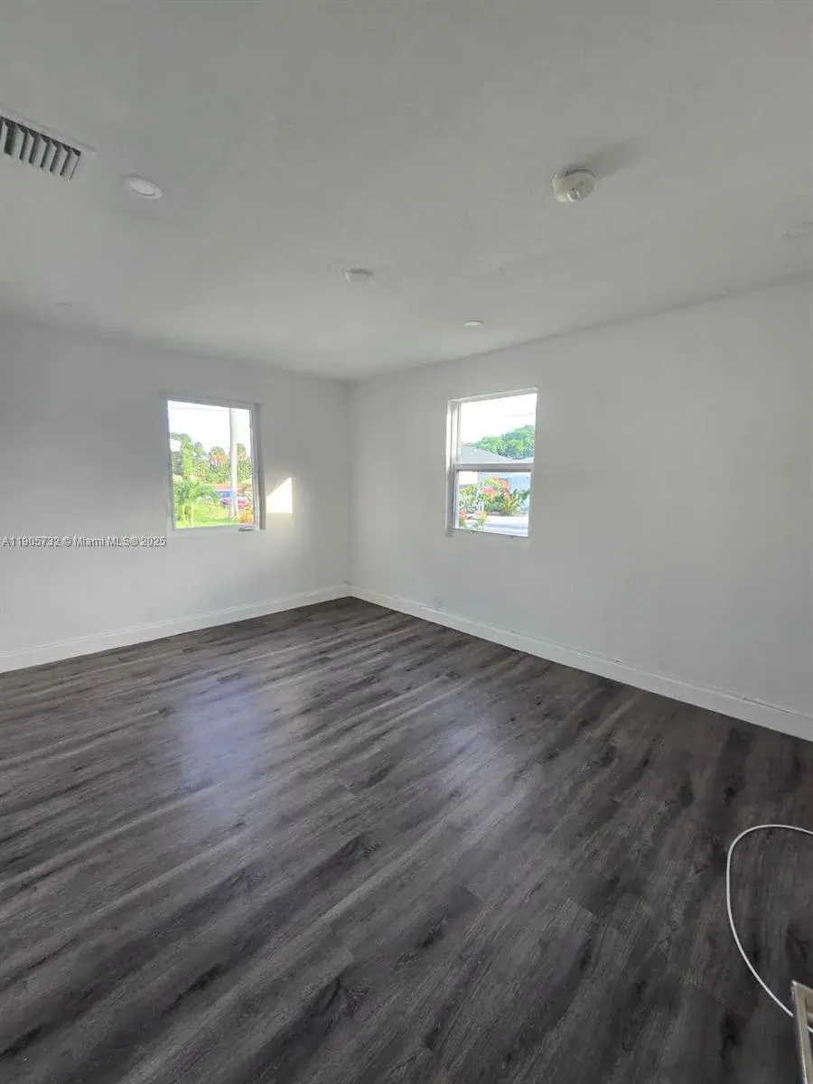 719 21st St, West Palm Beach FL 33407
