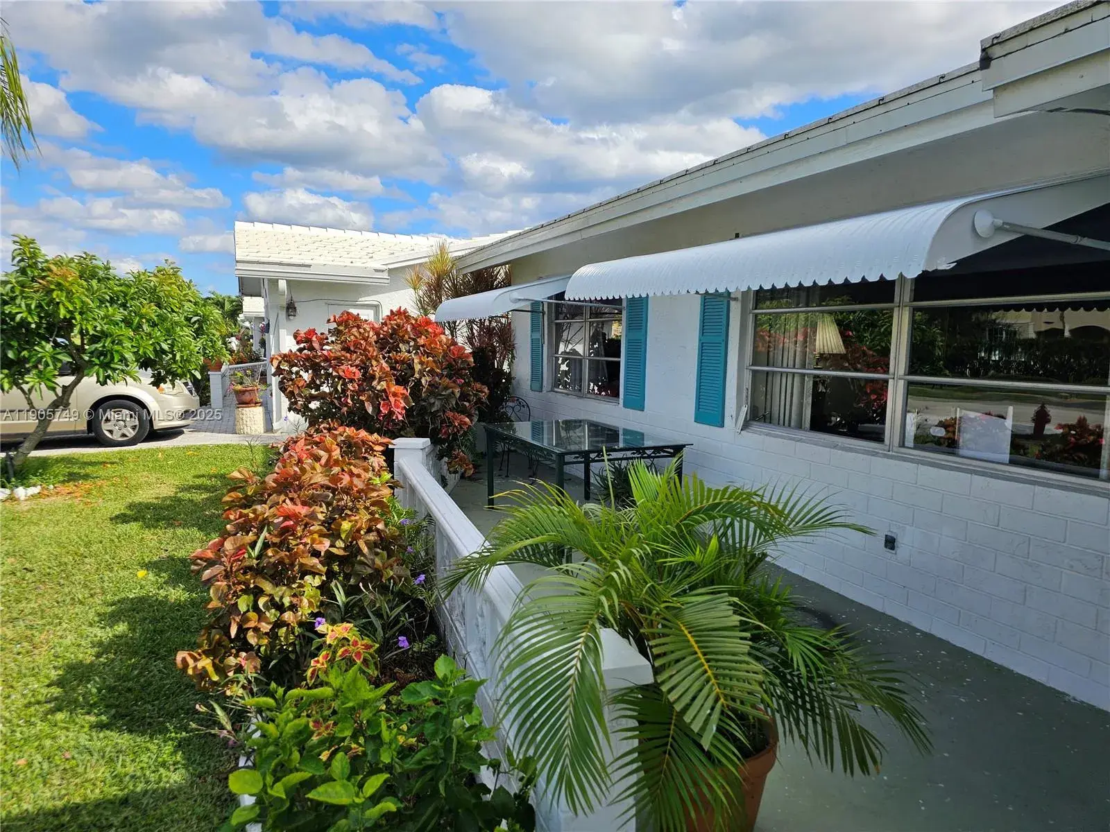 2300 SW 19th Ave, Boynton Beach FL 33426