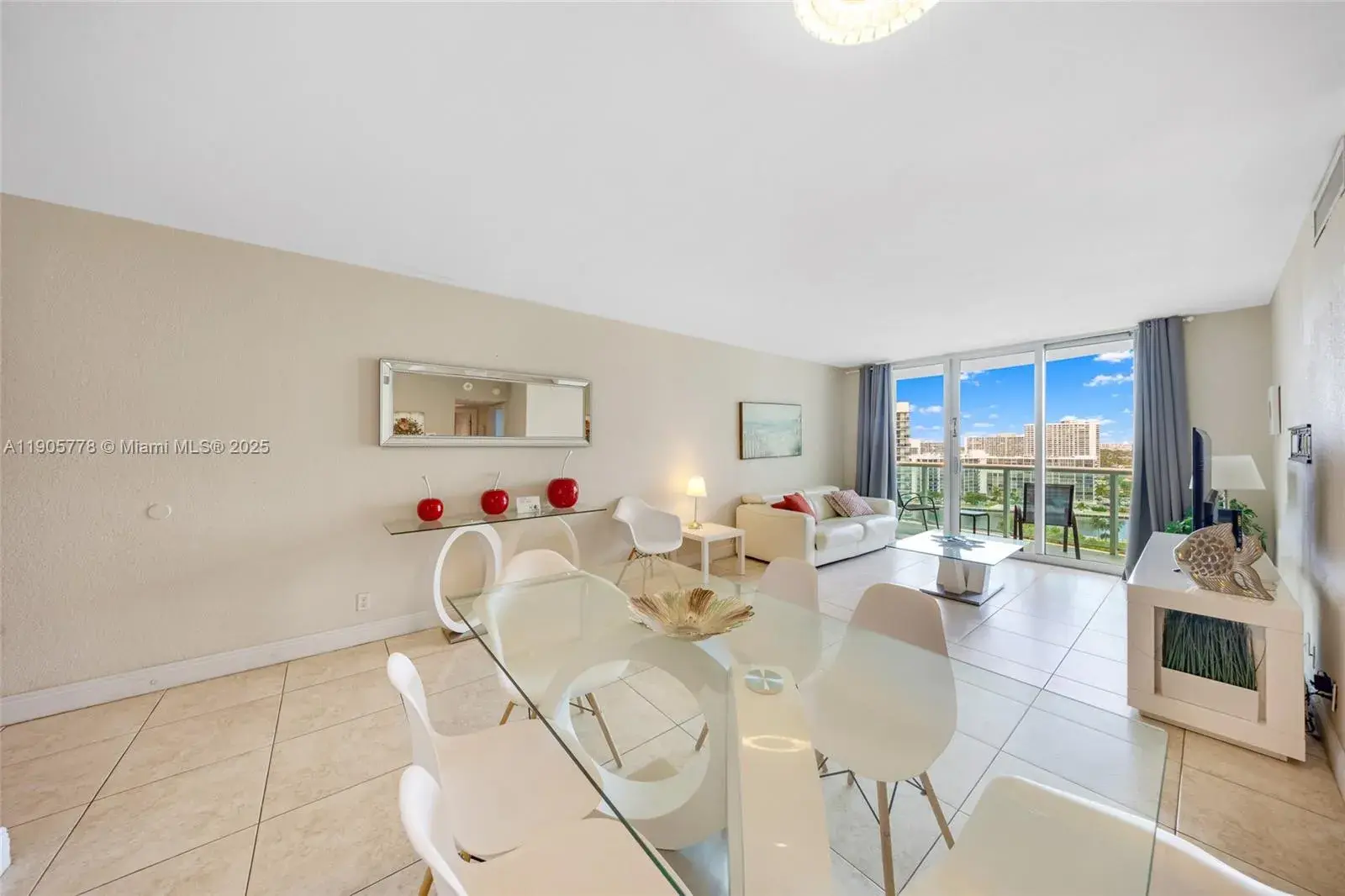 3801 S Ocean Dr # 15R, Hollywood FL 33019