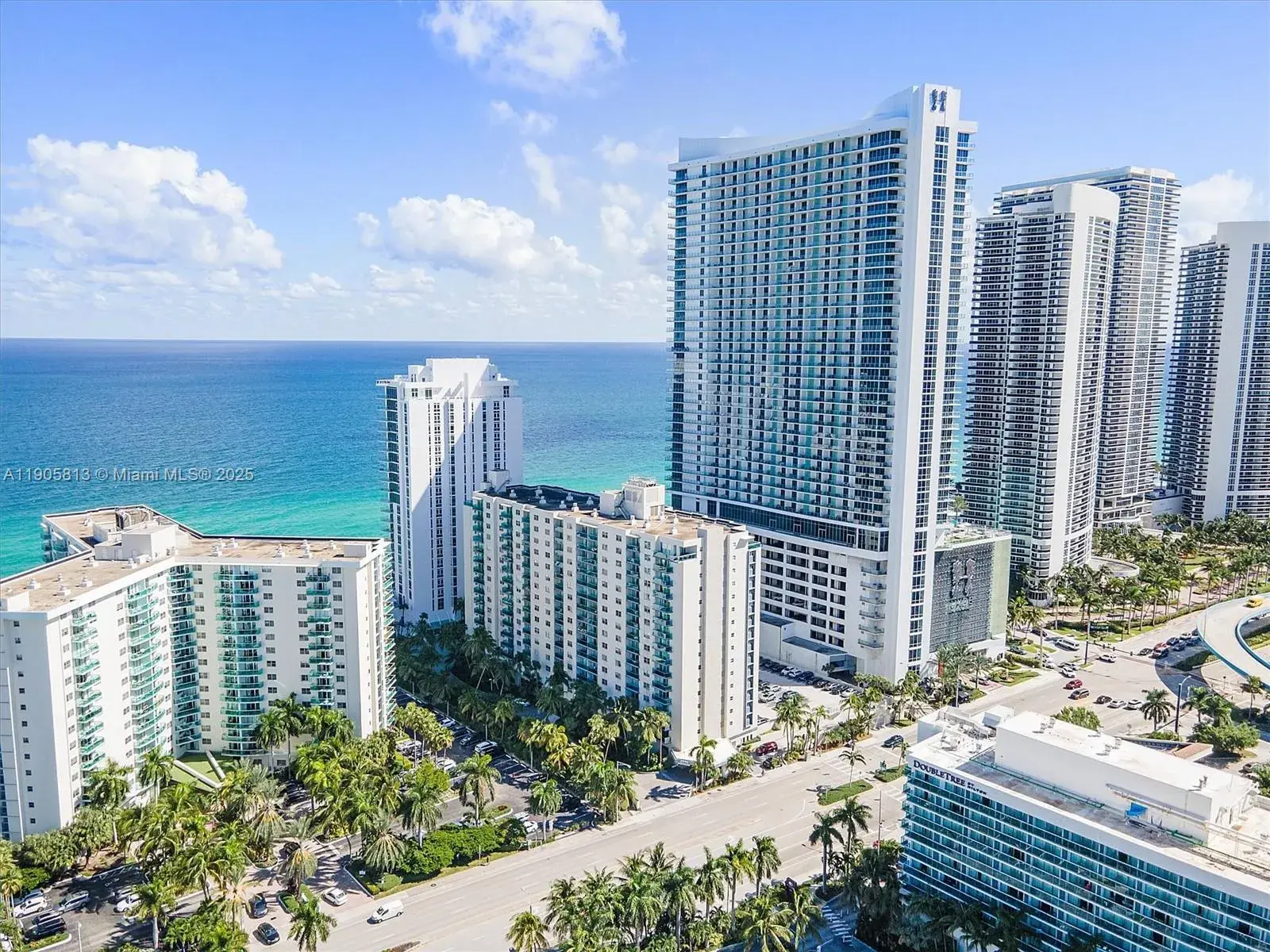 1 bedroom 1 bath Residential for sale at 4001 S Ocean Dr # 7H, Hollywood FL 33019