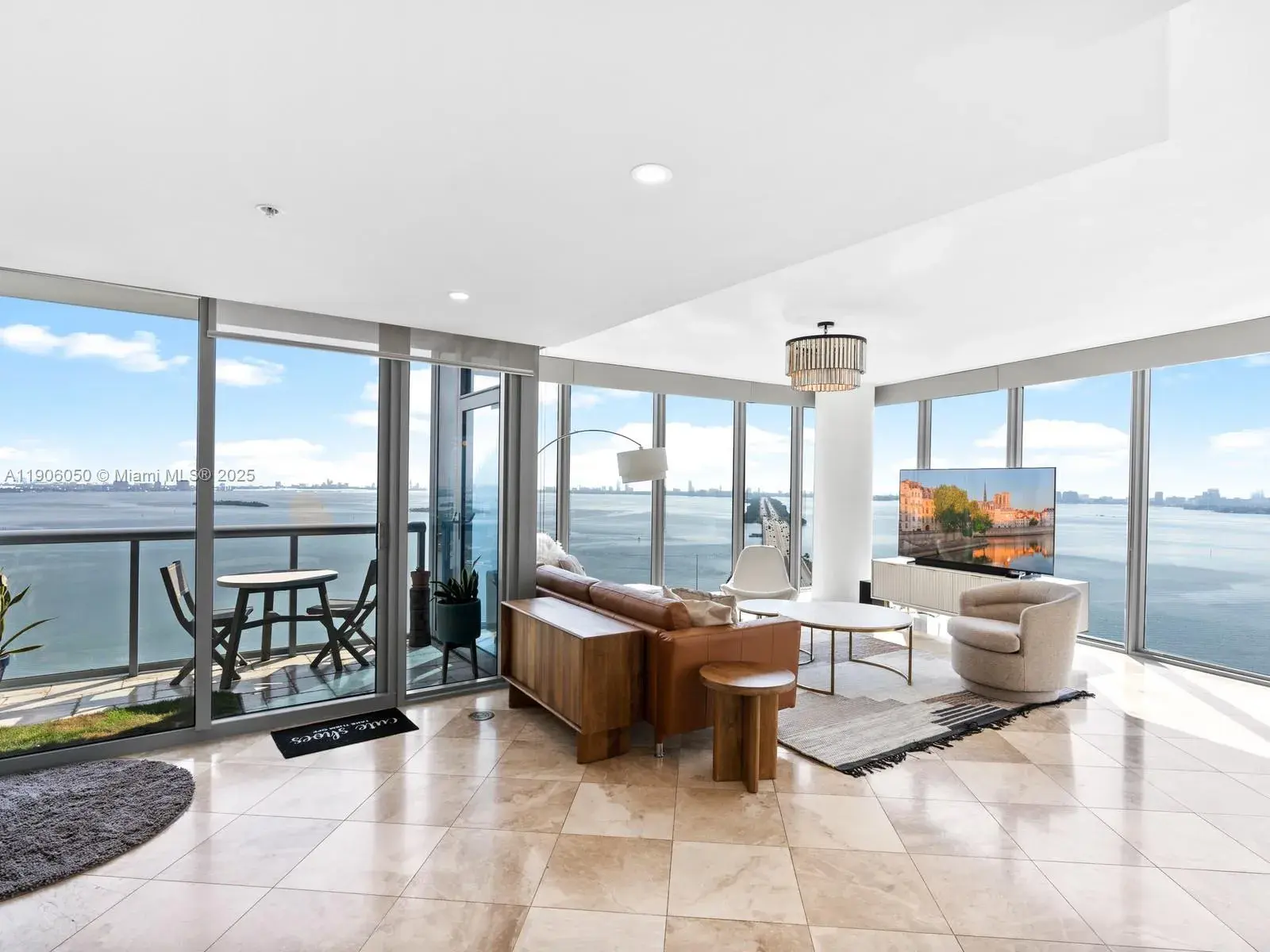 2 bedroom 3 bath Residential for sale at 601 NE 36th St # 2312, Miami FL 33137