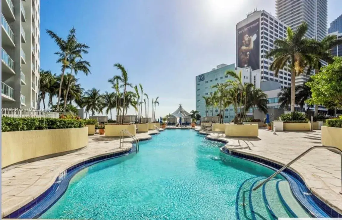253 NE 2nd St # 632, Miami FL 33132