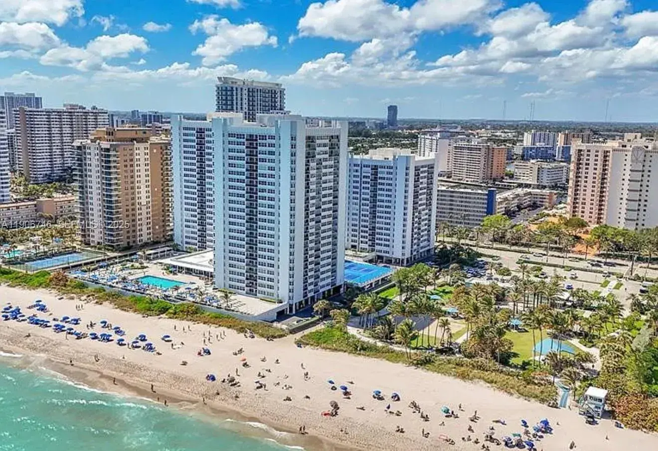 2 bedroom 2 bath Residential Lease for rent at 1880 S Ocean Dr # 704, Hallandale Beach FL 33009