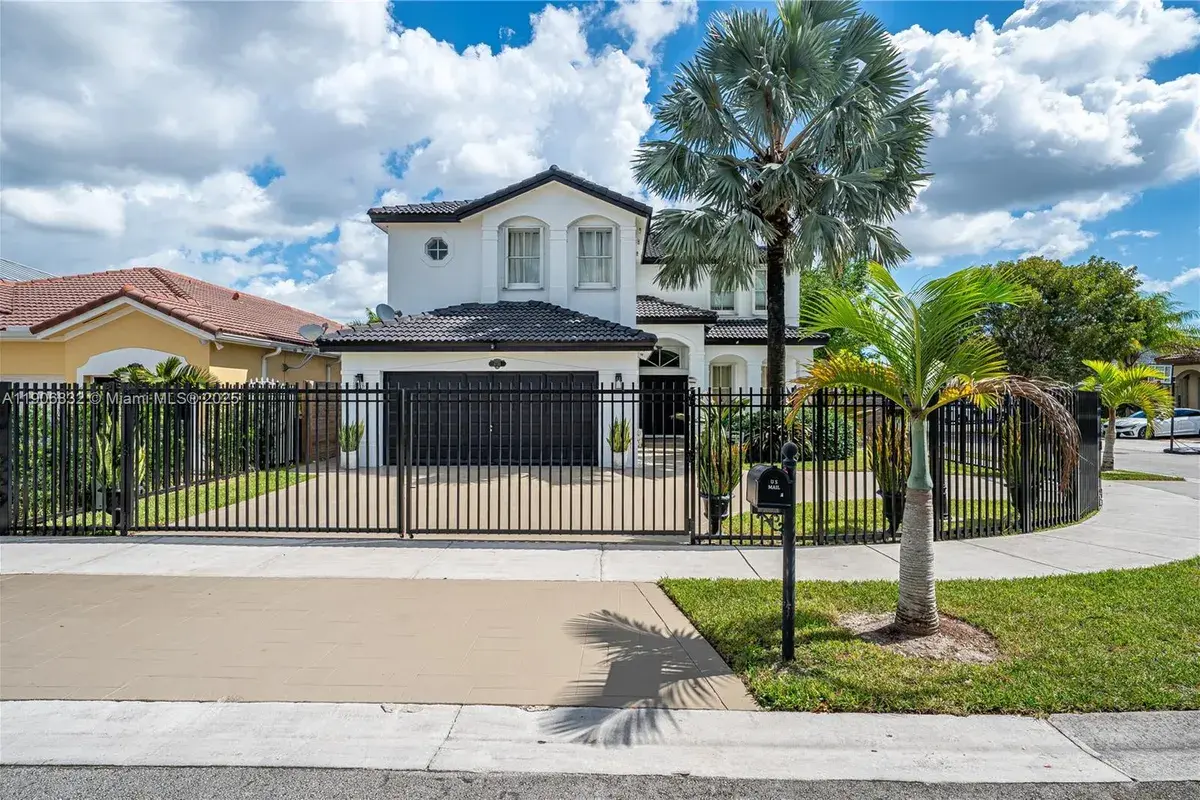 1733 SW 151st Pl, Miami FL 33185
