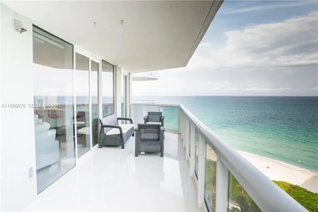 2 bedroom 2 bath Residential for sale at 6301 Collins Ave # 1402, Miami Beach FL 33141
