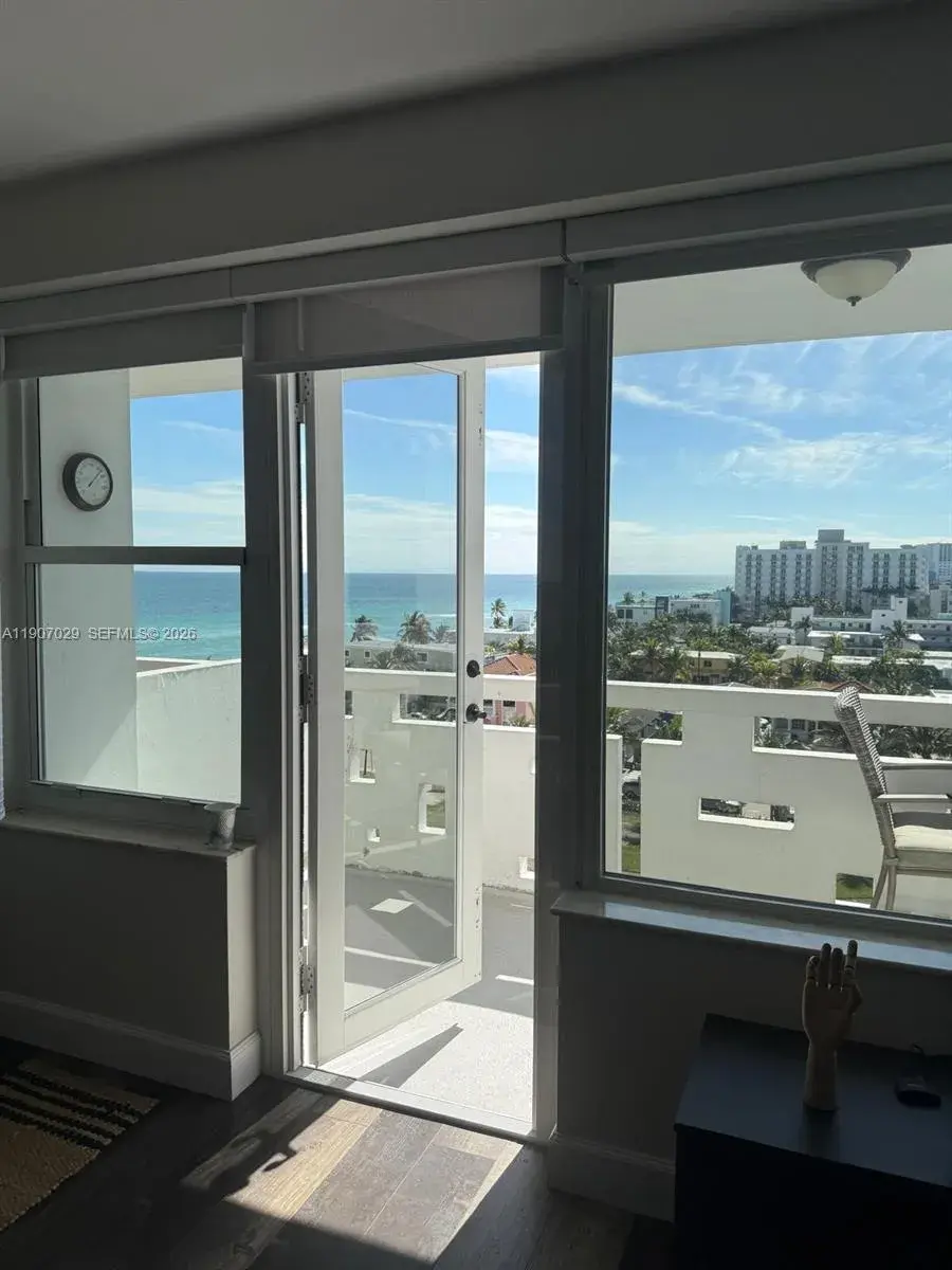 3111 N Ocean Dr # 811, Hollywood FL 33019