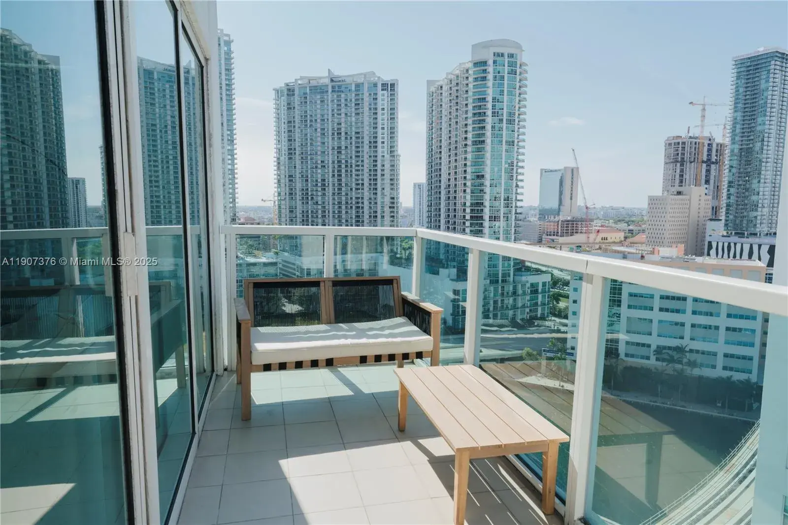 41 SE 5th St # 1217, Miami FL 33131