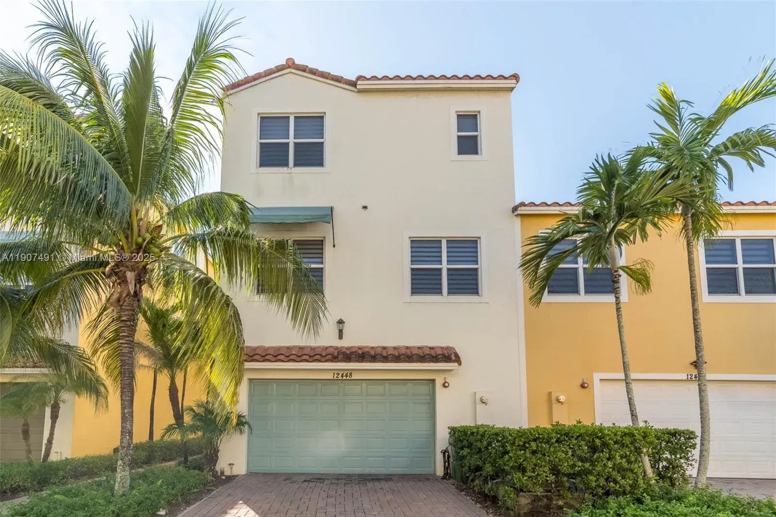 4 bedroom 4 bath Residential for sale at 12448 NW 17th Mnr, Pembroke Pines FL 33028