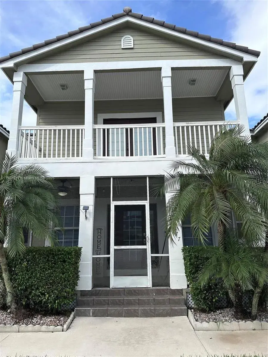 3 bedroom 2 bath Residential for sale at 10577 NW 56th Pl, Coral Springs FL 33076