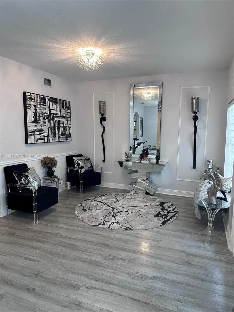 10577 NW 56th Pl, Coral Springs FL 33076