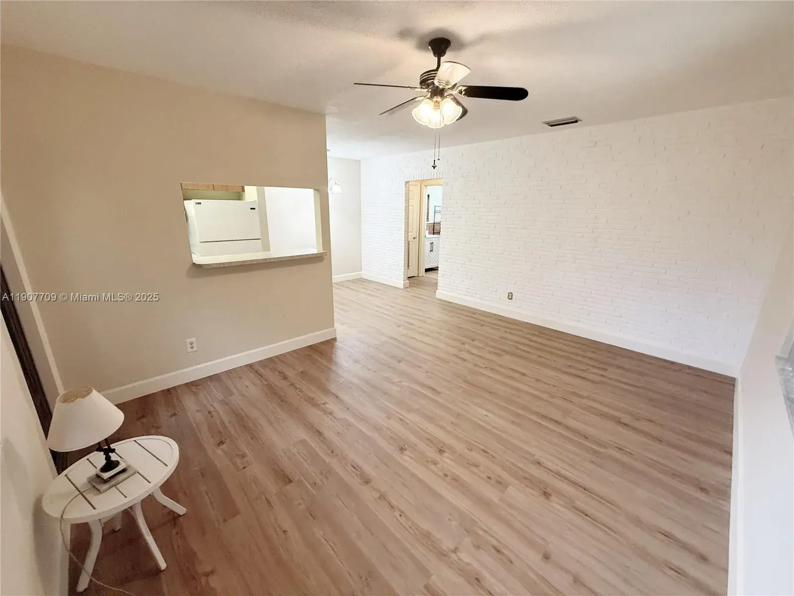 216 SW 10th St # 2, Hallandale Beach FL 33009